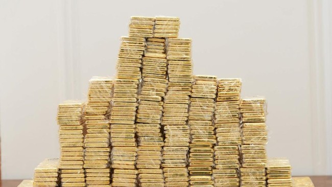 dewan-kehakiman-tertinggi-irak-mengumumkan-penemuan-375-kg-emas-dalam-penyelidikan-korupsi-besar-yang-terkait-dengan-penangkap-1784020559497_169