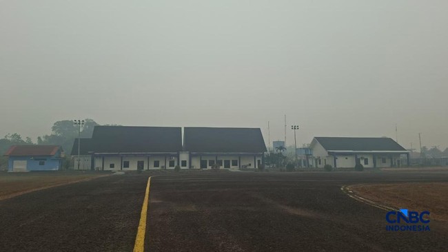 bandara-terdampak-kabut-asap-karhutla-1791730778215_169