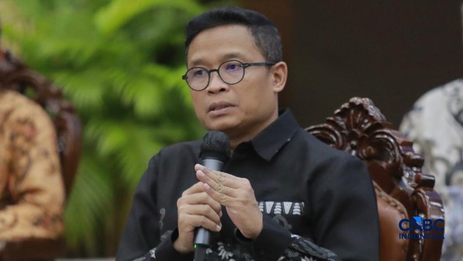 direktur-jenderal-pajak-bimo-wijayanto-saat-menyampaikan-pemaparan-dalam-konferensi-pers-apbn-kita-edisi-juli-2026-di-kantor-p-1784620894743_169