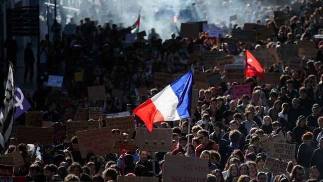 france-protest-1791465243201_169