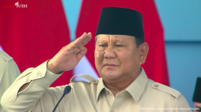 presiden-prabowo-hadiri-hut-ke-80-tni-tahun-2025-di-monumen-nasional-jakarta-5102025-1759627314063_169