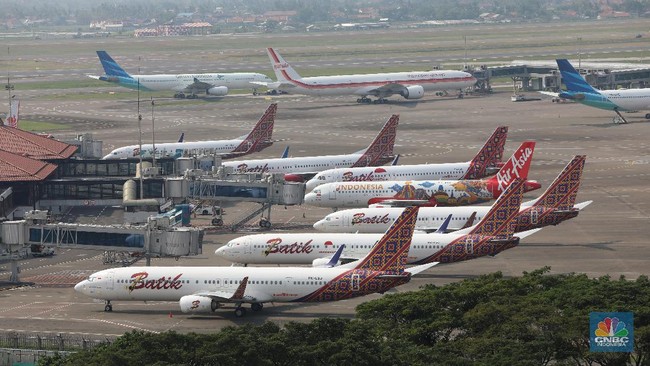 bandara-internasional-soekarno-hatta-tangerang-banten-cnbc-indonesiaandrean-kristianto-3_169