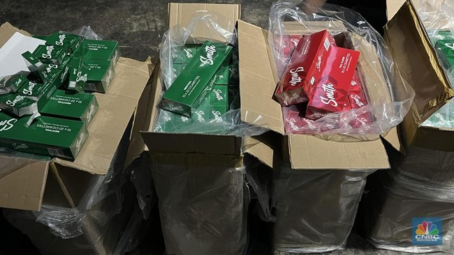 direktorat-jenderal-bea-dan-cukai-djbc-kementerian-keuangan-berhasil-menggagalkan-pengiriman-rokok-ilegal-di-salah-satu-gudang-1764818675861_169