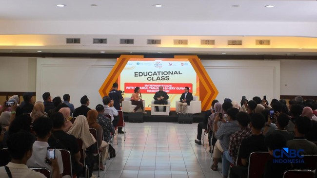 founder-chairman-ct-corp-chairul-tanjung-saat-menyampaikan-pemaparan-dalam-sesi-educational-class-di-acara-jogja-financial-fes-1779541411600_169