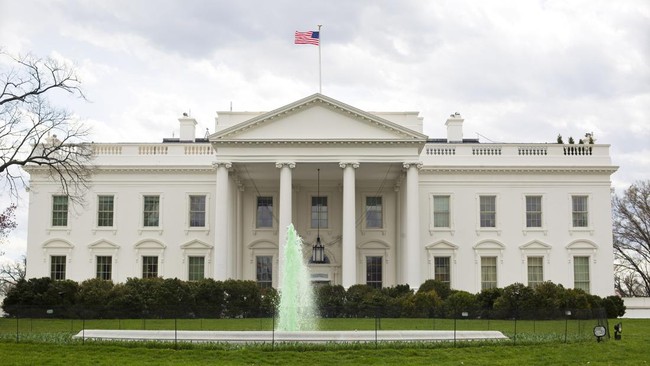 gedung-putih-di-washington-as_169