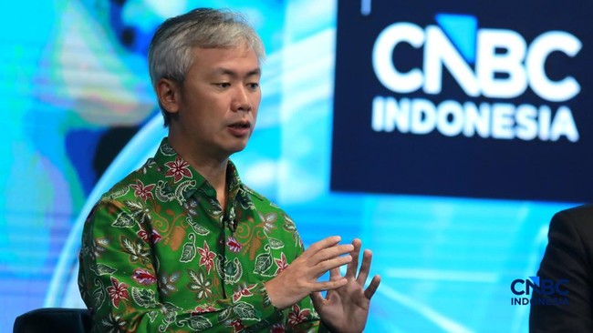 ketua-umum-gabungan-pengusaha-gp-jamu-jony-yuwono-memberi-pemaparan-dalam-acara-health-forum-di-studio-cnbc-indonesia-jakarta-1779773488603_169