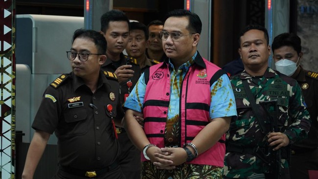 komisioner-ombudsman-republik-indonesia-periode-20212026-yeka-hendra-fatika-1779767125261_169