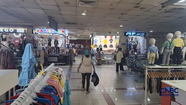 pedagang-di-pasar-tanah-abang-jakarta-pusat-selasa-1252026-1778576968142_169