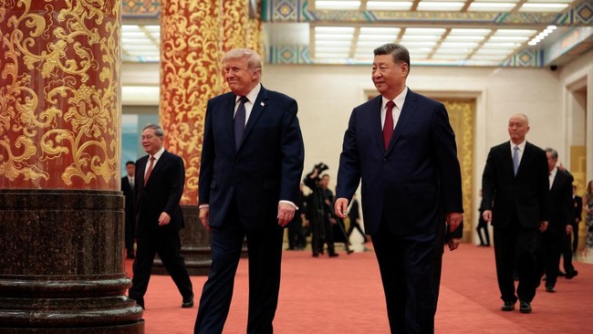presiden-as-donald-trump-dan-presiden-china-xi-jinping-tiba-untuk-menghadiri-jamuan-makan-malam-kenegaraan-di-balai-besar-raky-1778763981292_169