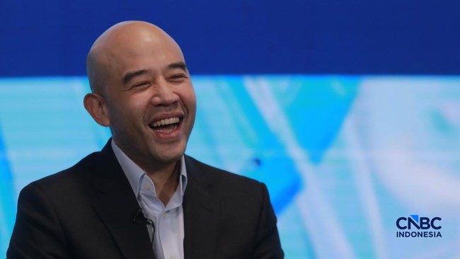 presiden-direktur-pt-phytochemindo-reksa-patrick-kalona-memberi-pemaparan-dalam-acara-health-forum-di-studio-cnbc-indonesia-ja-1779773175886_169