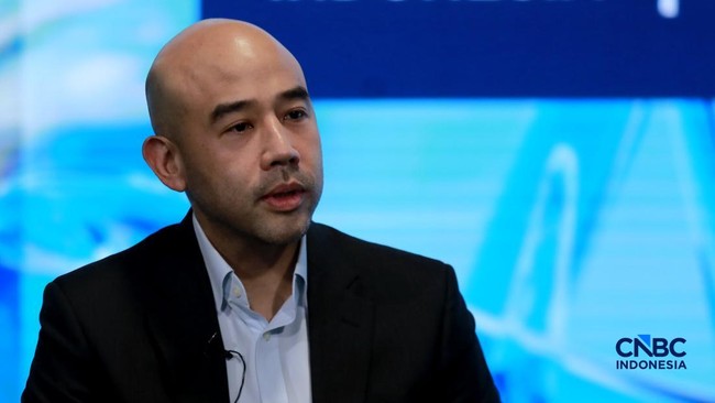 presiden-direktur-pt-phytochemindo-reksa-patrick-kalona-memberi-pemaparan-dalam-acara-health-forum-di-studio-cnbc-indonesia-ja-1779773176057_169