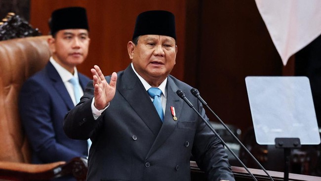 presiden-prabowo-subianto-menyampaikan-pidato-saat-menghadiri-rapat-paripurna-dpr-ri-ke-19-terkait-kem-dan-ppkf-rapbn-2027-di-1779248924175_169