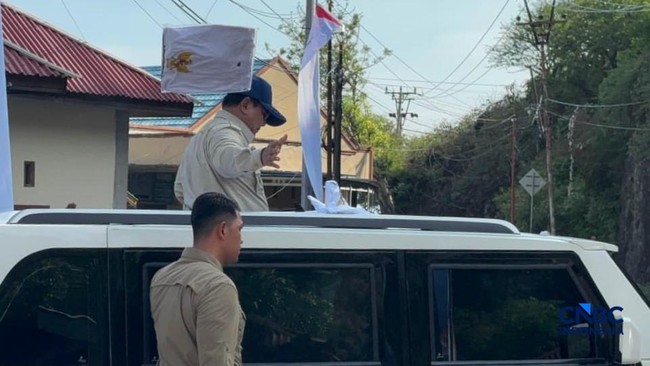 presiden-prabowo-subianto-tiba-di-kampung-nelayan-merah-putih-kmnp-leato-selatan-di-gorontalo-sabtu-952026-cnbc-indonesiaemir-1778321750566_169