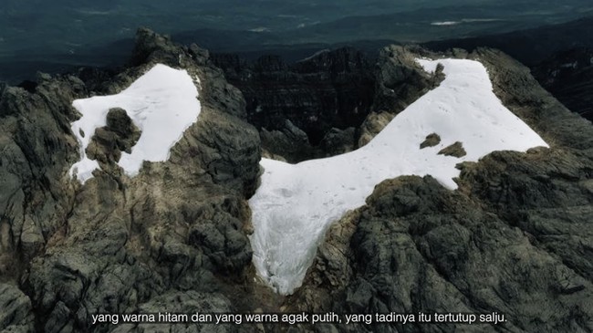 salju-gunung-jaya-wiijaya-kian-menipis_169