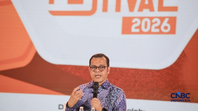 wakil-menteri-komunikasi-dan-digital-nezar-patria-saat-menyampaikan-pemaparan-dalam-jogja-financial-festival-2026-di-jogja-exp-1779442551584_169