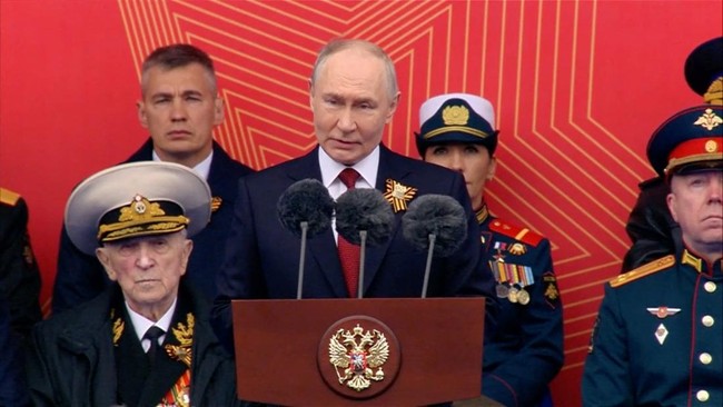 ww2-anniversaryrussia-parade-1778317771696_169