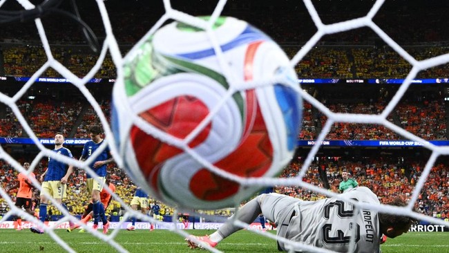 belanda-berhasil-mengalahkan-swedia-dengan-skor-telak-5-1-dalam-laga-piala-dunia-2026-di-houston-minggu-2162026-dini-hari-wib-1782017092398_169