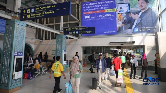 calon-tiba-di-peron-stasiun-pasar-senen-jakarta-selasa-2652026-1779791926797_169