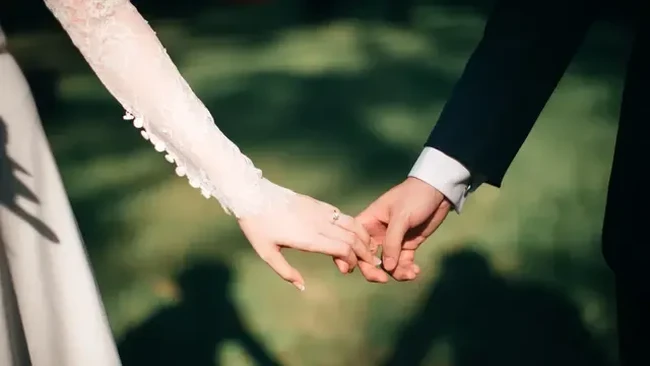 ilustrasi-pernikahan-photo-by-jeremy-wong-weddings-on-unsplash_169