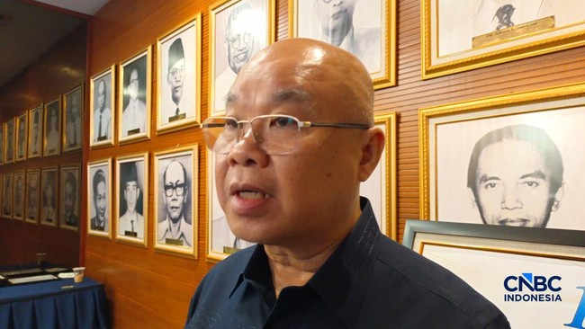 ketua-umum-appbi-alphonzus-widjaja-saat-ditemui-di-auditorium-kementerian-perdagangan-jakarta-senin-862026-1780922299962_169