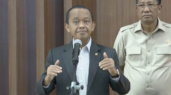 menteri-esdm-bahlil-lahadalia-menteri-sekretaris-negara-prasetyo-hadi-saat-konferensi-pers-pimpinan-dpr-bersama-pemerintah-sen-1780890294045_169