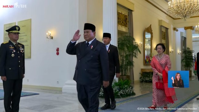 presiden-prabowo-subianto-saat-memimpin-upacara-peringatan-hari-lahir-pancasila-gedung-pancasila-jakarta-senin-162026-1780282763718_169