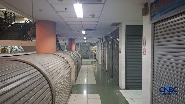 suasana-aktivitas-para-pedagang-di-pasar-glodok-jakarta-rabu-362026-1780456927655_169
