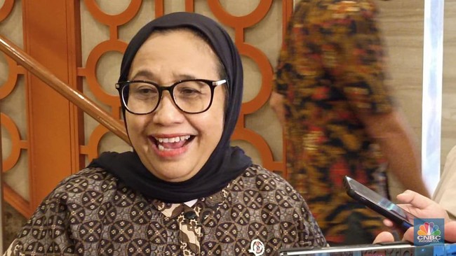 wakil-kepala-badan-gizi-nasional-bgn-nanik-s-deyang-saat-ditemui-di-kantor-kemenko-pangan-jakarta-selasa-21102025-cnbc-indones-1761054862096_169