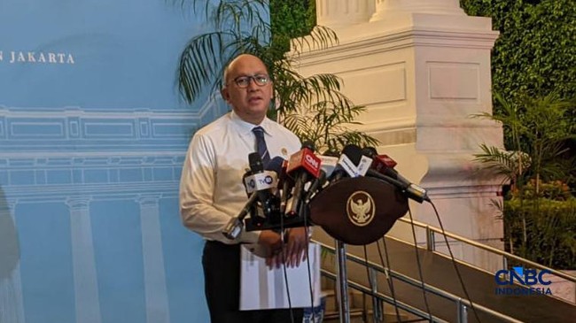 ceo-danantara-rosan-roeslani-saat-menyampaikan-keterangan-kepada-media-di-istana-negara-jakarta-kamis-1862026-1781787128481_169