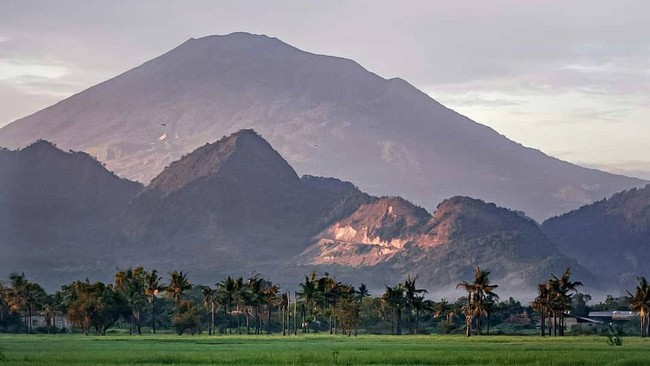 gunung-ciremai-1777879432161_169