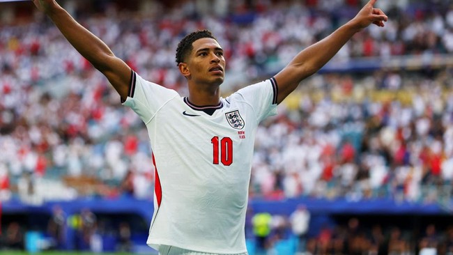 jude-bellingham-merayakan-gol-kedua-inggris-dalam-pertandingan-perempat-final-piala-dunia-fifa-2026-melawan-norwegia-di-miami-1783820336245_169