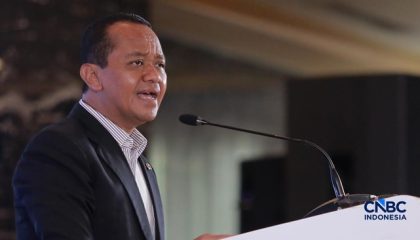 menteri-esdm-bahlil-lahadalia-saat-menyampaikan-pemaparan-dalam-energy-forum-di-singosari-ballroom-hotel-borobudur-jakarta-kam-1782361528481_169