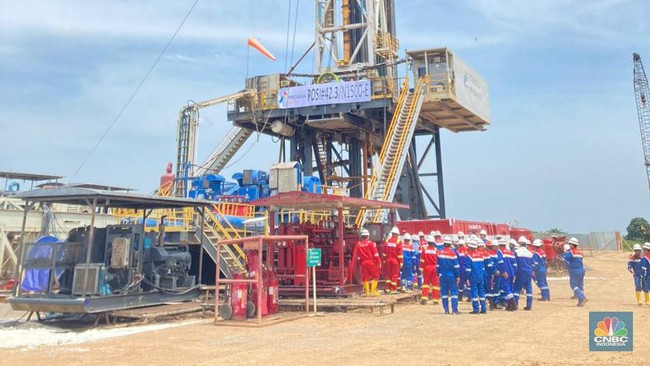 peresmian-tajak-sumur-gulamo-blok-migas-non-konvensional-mnk-di-lapangan-duri-blok-rokan-riau-yang-dikelola-pt-pertamina-hulu-1_169