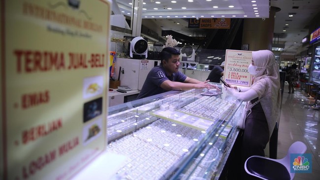 suasana-aktivitas-jual-beli-emas-dan-perhiasan-di-cikini-gold-center-jakarta-kamis-2912026-1769675945570_169