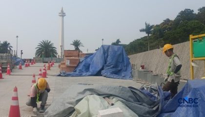 suasana-aktivitas-pekerja-saat-pengerjaan-proyek-mrt-fase-2a-di-jakarta-rabu-2272026-1784710589737_169