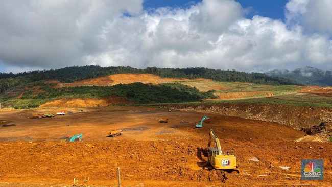 area-penambangan-biji-nikel-pt-vale-indonesia-persero-tbk-inco-area-hasan-koro-tempat-stock-pile-limonite-igp-sorowako-limonit-1749726174463_169