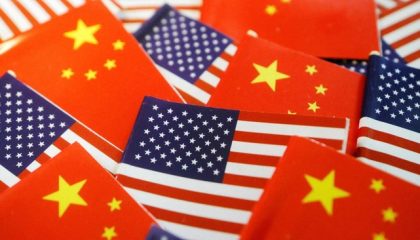 bendera-amerikas-serikat-as-dan-china-reutersflorence-loillustrationfile_169