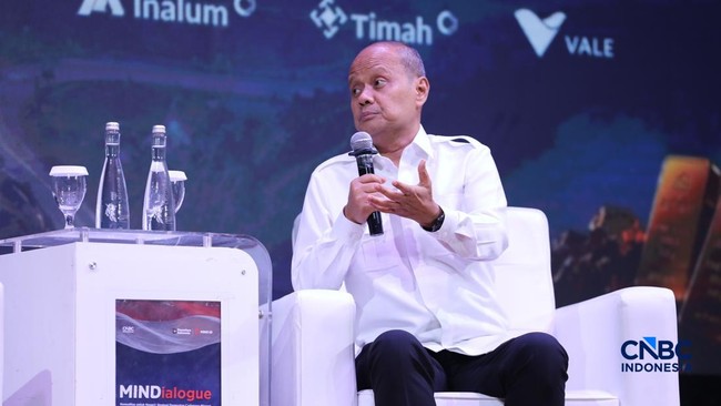 chief-technology-officer-danantara-sigit-puji-santosa-menyampaikan-pemaparan-dalam-mindialogue-dengan-tema-komoditas-untuk-neg-1786525228346_169-3