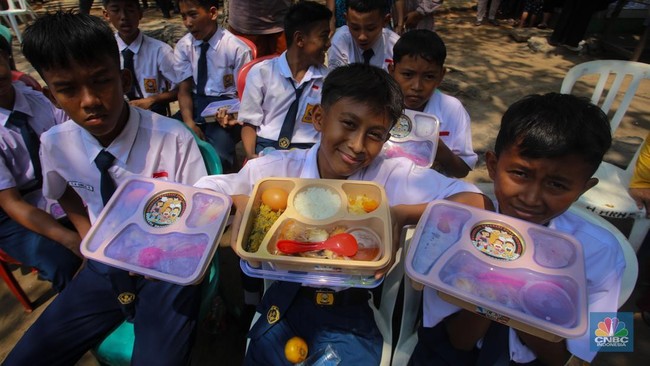dalam-rangka-memperingati-hut-ke-25-yang-jatuh-pada-2610-kemarin-kementerian-kelautan-dan-perikanan-kkp-menggelar-kegiatan-bak-6_169