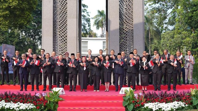 di-momen-hut-kemerdekaan-republik-indonesia-ke-81-bank-indonesia-bersama-asosiasi-sistem-pembayaran-nasional-aspi-meluncurkan-1786950217950_169
