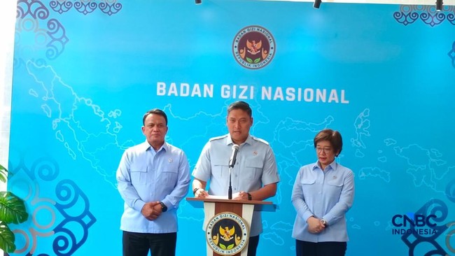 kepala-badan-gizi-nasional-bgn-sudaryono-saat-konferensi-pers-di-kantornya-jakarta-rabu-2972026-cnbc-indonesiamartyasari-rizki-1785315972564_169