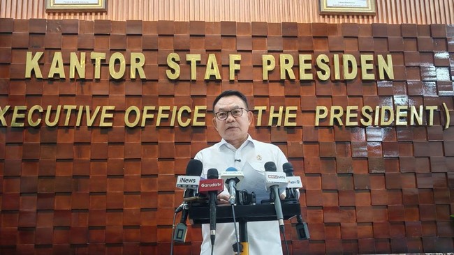 kepala-staf-kepresidenan-dudung-abdurachman-saat-konferensi-pers-terkait-polemik-larangan-ekspor-mineral-yang-mengandung-logam-1785723409908_169
