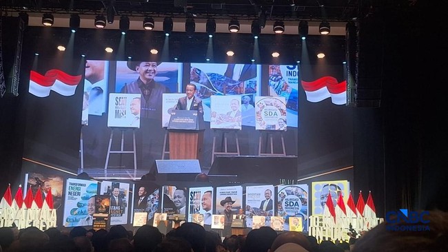menteri-esdm-bahlil-lahadalia-ddalam-peluncuran-dan-bedah-buku-10-karya-nyata-untuk-negeri-setengah-abad-bahlil-lahadalia-di-d-1786088945805_169