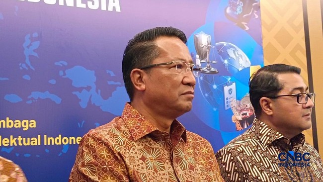 menteri-hukum-supratman-andi-agtas-saat-konferensi-pers-di-jakarta-rabu-582026-1785931109075_169