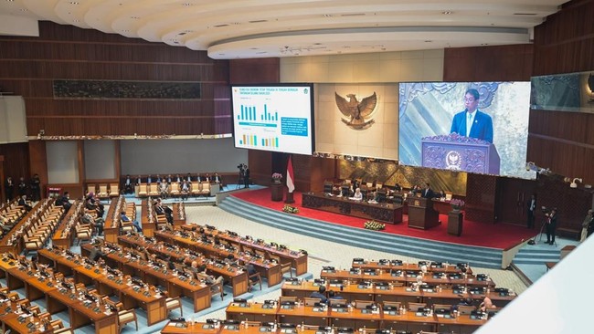 menteri-keuangan-menkeu-purbaya-yudhi-sadewa-menyampaikan-pokok-pokok-tanggapan-pemerintah-terhadap-pandangan-fraksi-fraksi-dp-1784007403180_169
