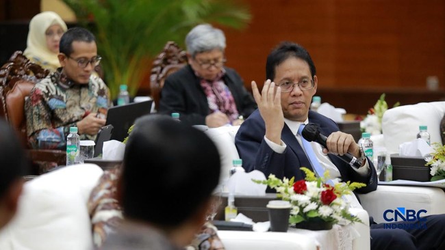 menteri-keuangan-menkeu-purbaya-yudhi-sadewa-saat-menyampaikan-pemaparan-dalam-konferensi-pers-apbn-kita-edisi-juli-2026-di-ka-1784620747704_169