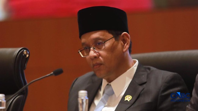 menteri-keuangan-purbaya-yudhi-sadewa-dan-menteri-koordinator-bidang-perekonomian-airlangga-hartarto-saat-konferensi-pers-terk-1786711161661_169-2