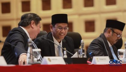 menteri-keuangan-purbaya-yudhi-sadewa-dan-menteri-koordinator-bidang-perekonomian-airlangga-hartarto-saat-konferensi-pers-terk-1786711161794_169