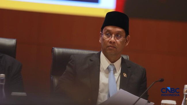 menteri-keuangan-purbaya-yudhi-sadewa-memberi-pemaparan-saat-konferensi-pers-terkait-rapbn-nota-keuangan-tahun-anggaran-2027-d-1786704186473_169