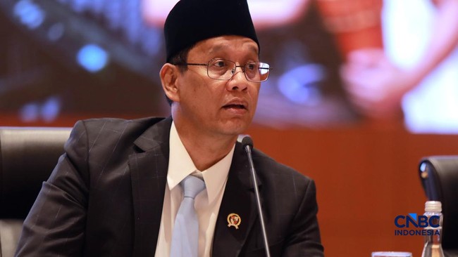 menteri-keuangan-purbaya-yudhi-sadewa-memberi-pemaparan-saat-konferensi-pers-terkait-rapbn-nota-keuangan-tahun-anggaran-2027-d-1786710155368_169-2
